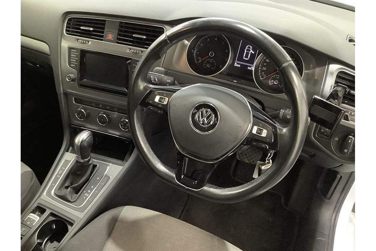 2015 Volkswagen Golf 90TSI 7