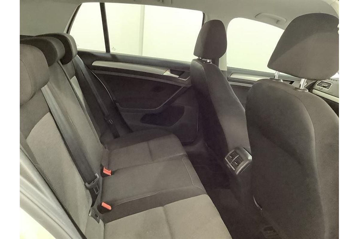 2015 Volkswagen Golf 90TSI 7