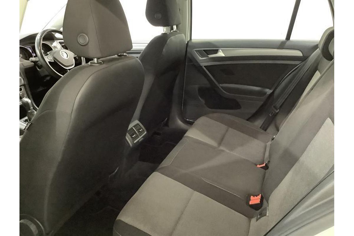 2015 Volkswagen Golf 90TSI 7