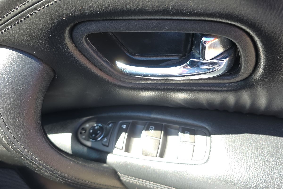 2016 Nissan Patrol Ti Y62 Series 3