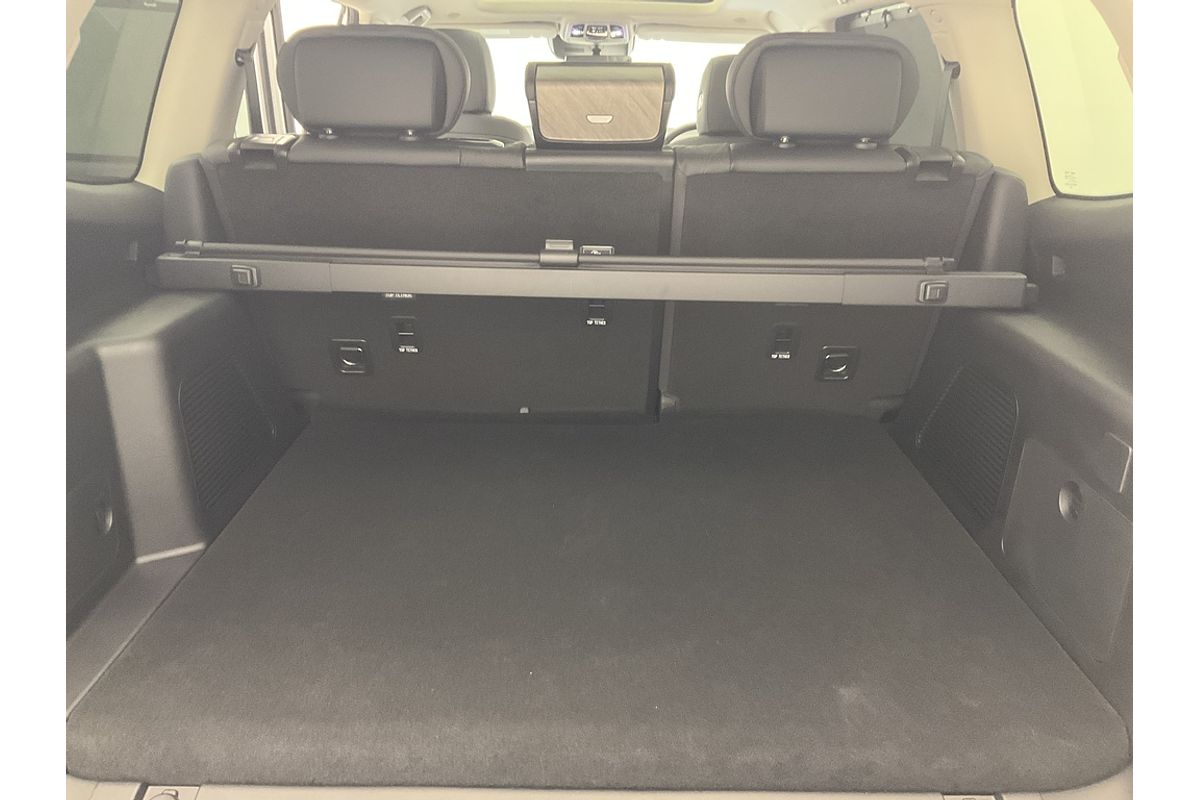 2025 GWM Tank 300 Ultra Hybrid P01