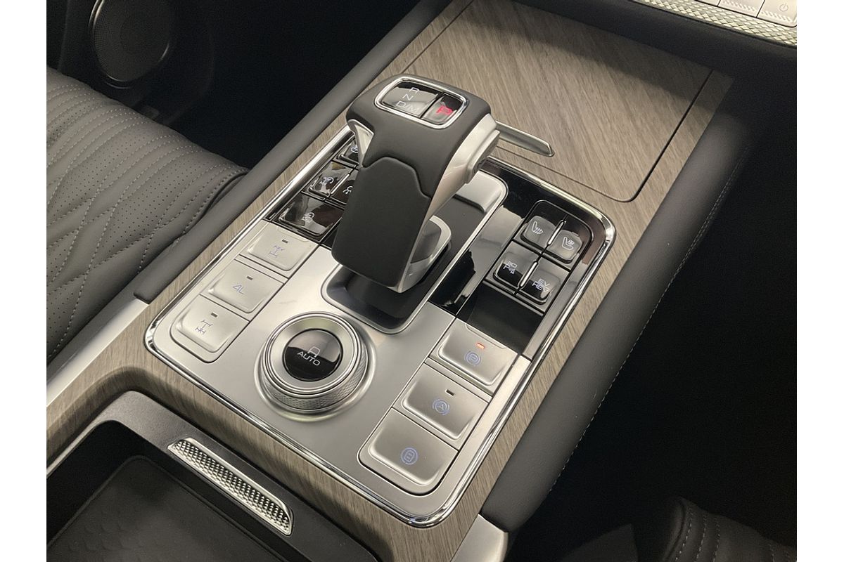 2025 GWM Tank 300 Ultra Hybrid P01