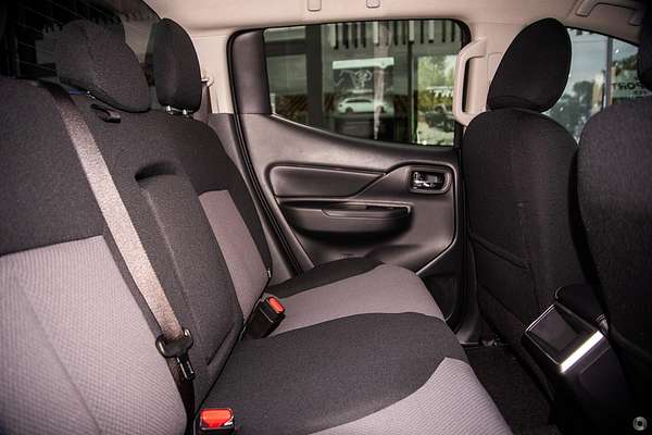 2023 Mitsubishi Triton GLX-R MR 4X4