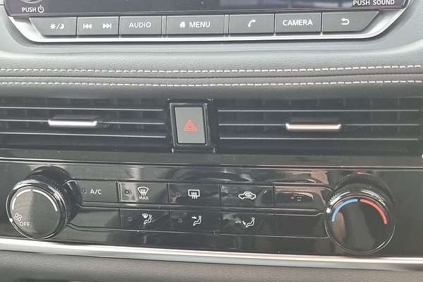 2025 Nissan X-TRAIL ST T33