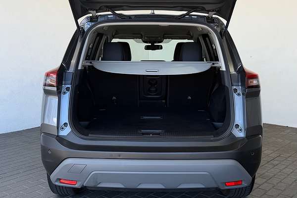 2023 Nissan X-TRAIL ST-L T33