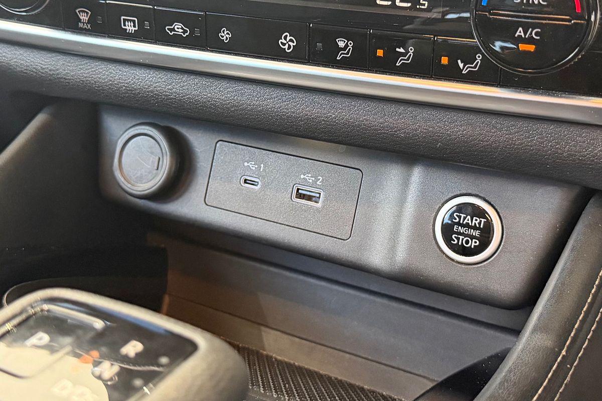 2023 Nissan X-TRAIL ST-L T33