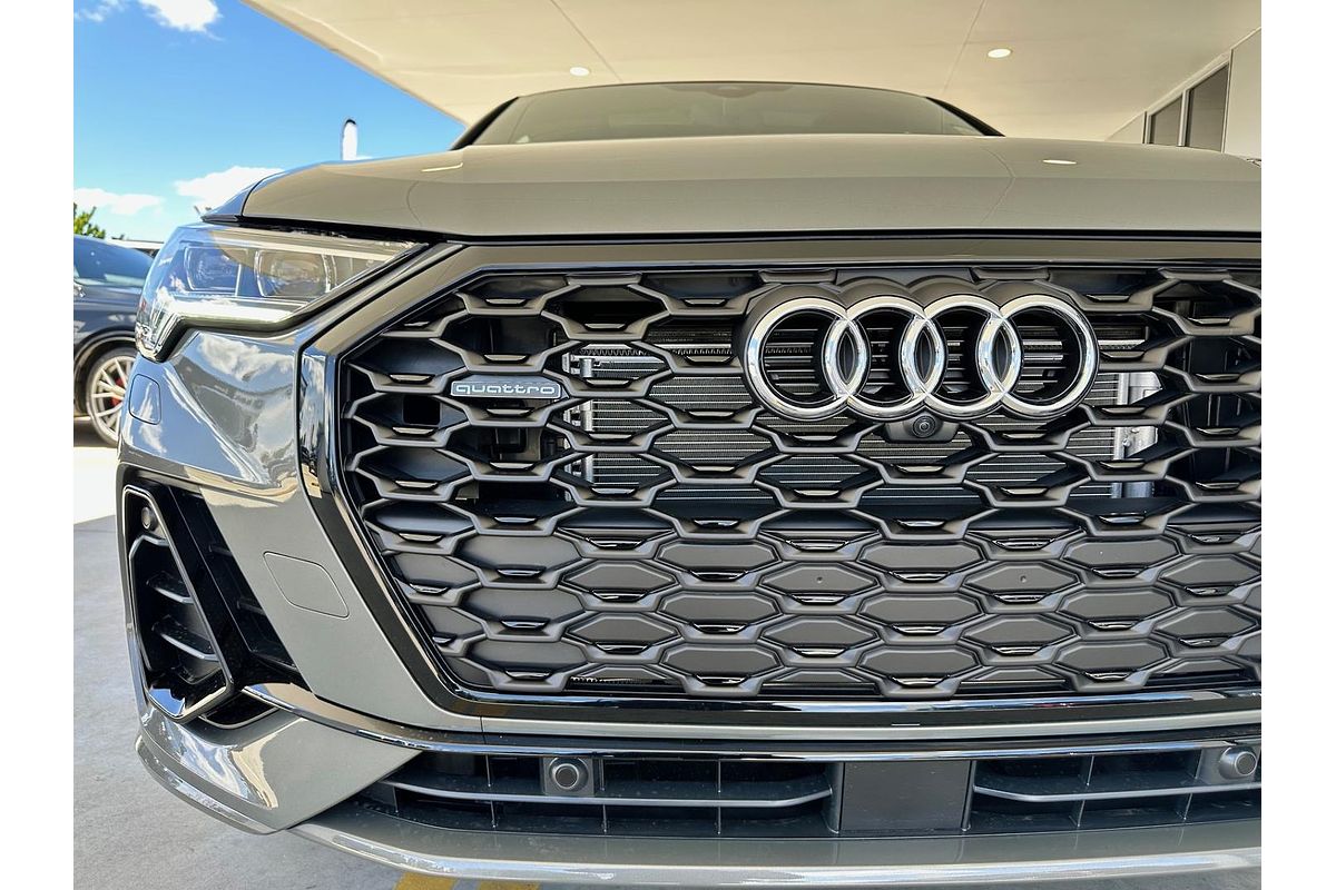 2025 Audi Q3 40 TFSI S line F3