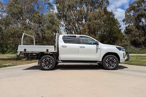 2022 Toyota Hilux SR5 GUN126R 4X4