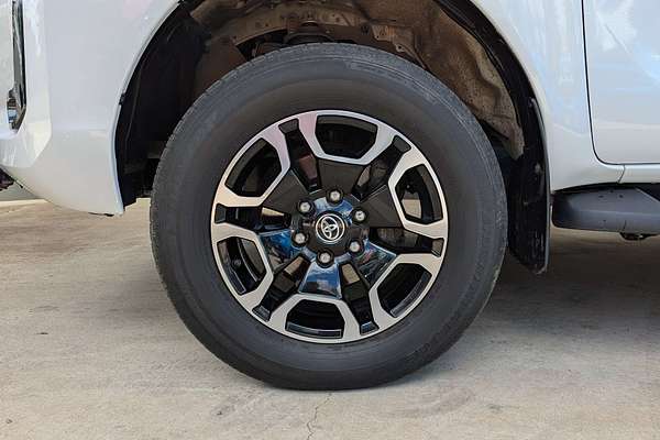 2022 Toyota Hilux SR5 GUN126R 4X4