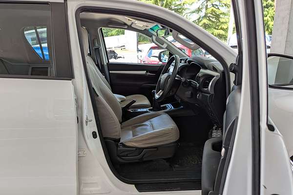 2022 Toyota Hilux SR5 GUN126R 4X4