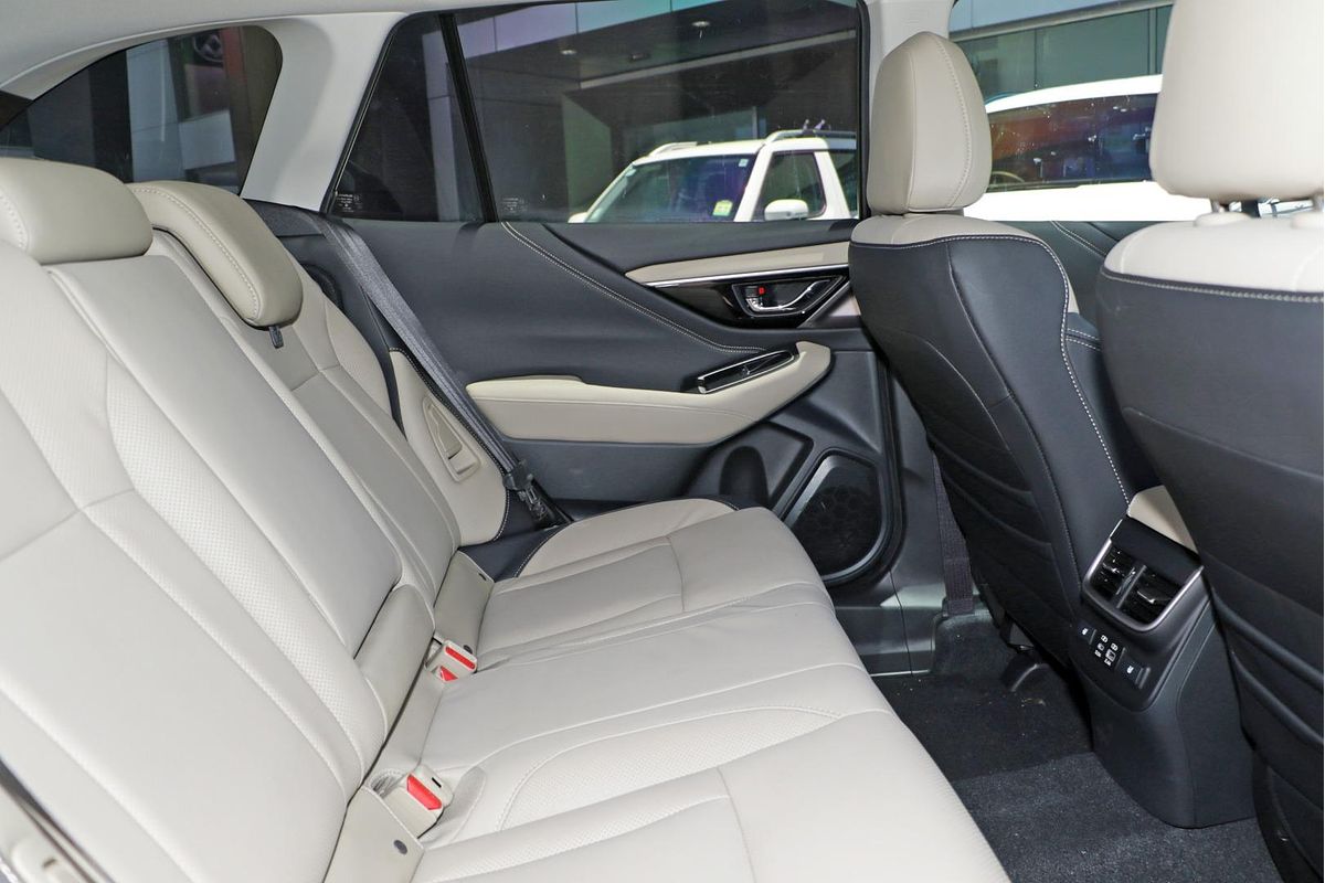 2025 Subaru Outback AWD Touring XT 6GEN