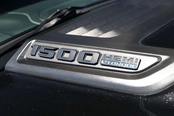 2022 RAM 1500 Limited RamBox DT 4X4 SWB