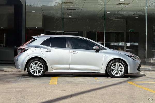 2020 Toyota Corolla Ascent Sport Hybrid ZWE211R