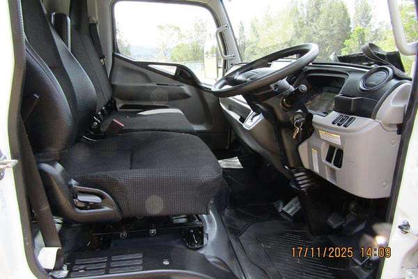 2022 Fuso Canter 413 4x2 SWB