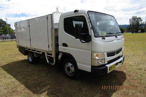 2022 Fuso Canter 413 4x2 SWB