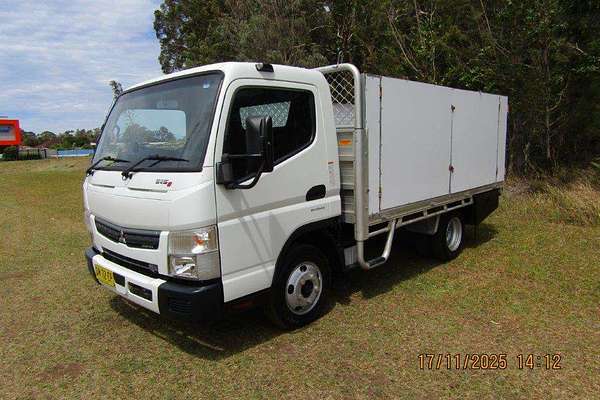 2022 Fuso Canter 413 4x2 SWB