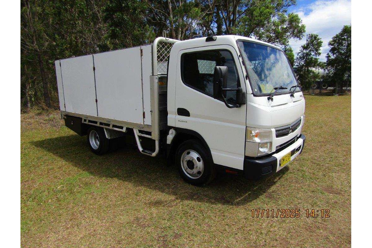 2022 Fuso Canter 413 4x2 SWB