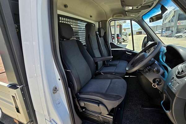 2019 Renault Master LWB X62 MY17 REAR WHEEL DRIVE LWB