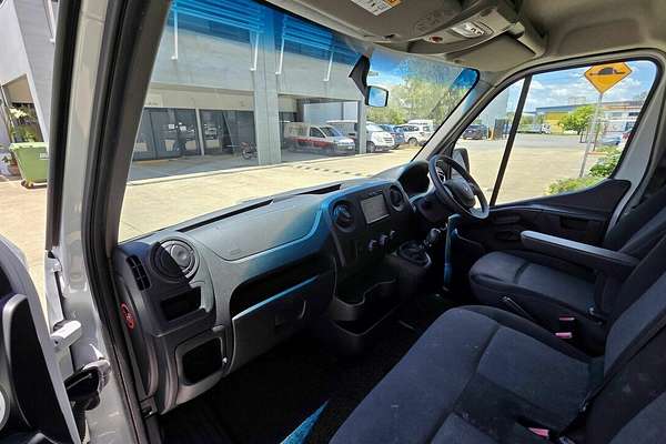 2019 Renault Master LWB X62 MY17 REAR WHEEL DRIVE LWB