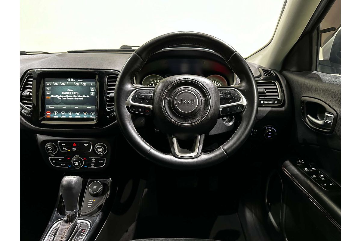 2017 Jeep Compass Limited M6