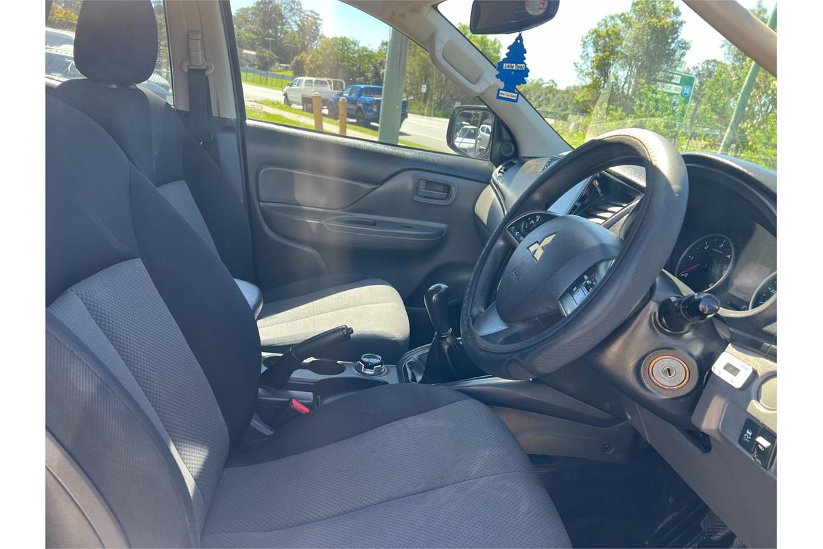 2016 Mitsubishi Triton GLX MQ 4X4