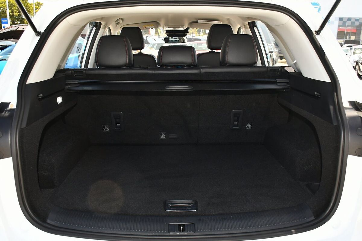 2024 MG HS Vibe SAS23