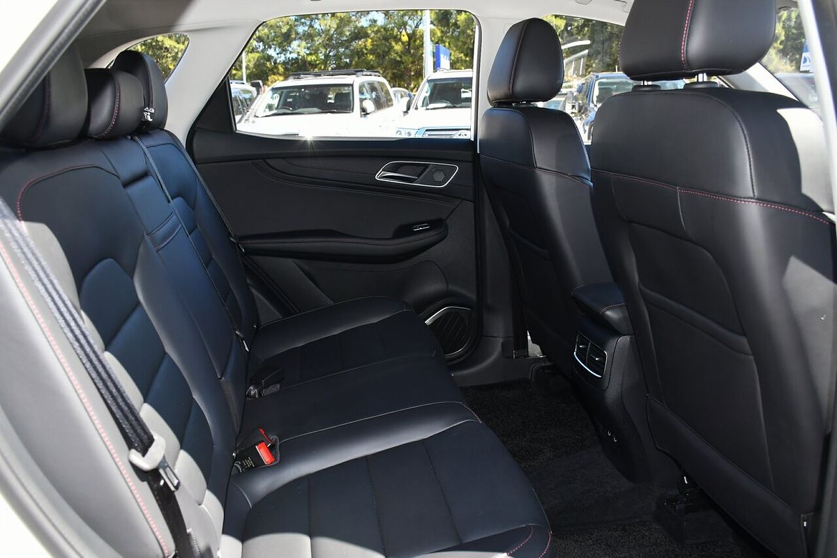 2024 MG HS Vibe SAS23