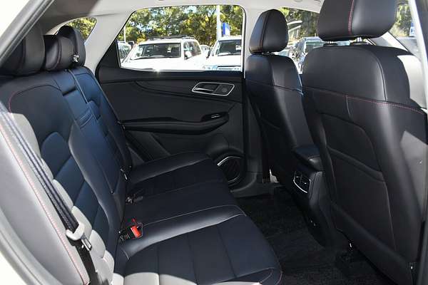 2024 MG HS Vibe SAS23