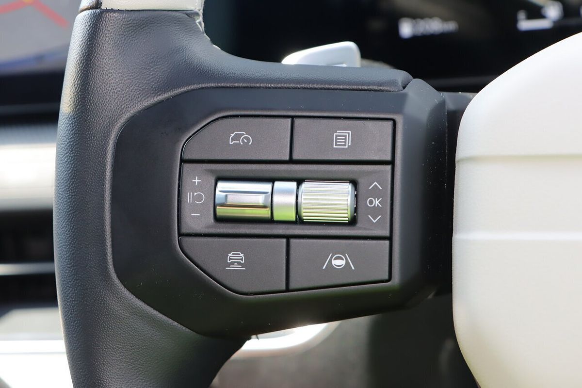 2025 Kia K4 GT-Line CL4m