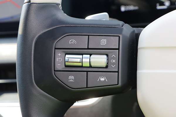 2025 Kia K4 GT-Line CL4m