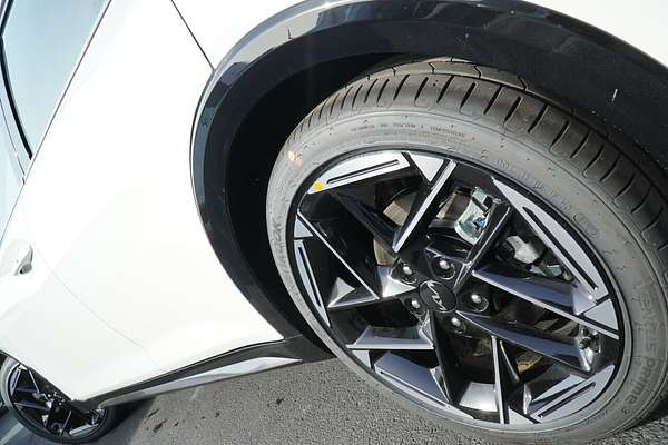 2025 Kia K4 GT-Line CL4m