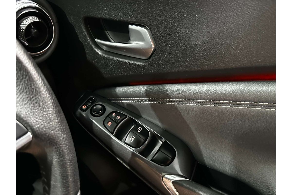 2020 Nissan JUKE ST-L F16