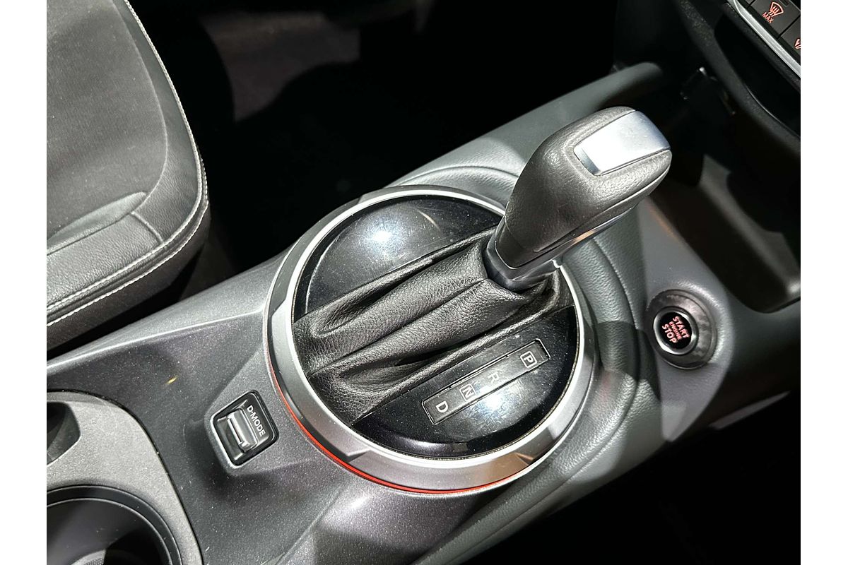 2020 Nissan JUKE ST-L F16