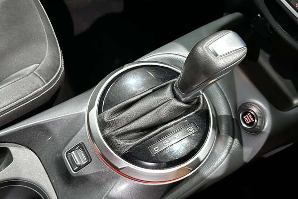 2020 Nissan JUKE ST-L F16