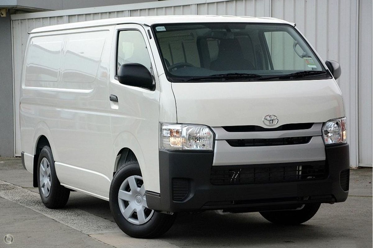 2013 Toyota Hiace TRH201R LWB