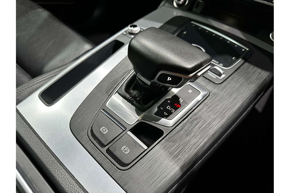 2020 Audi Q5 45 TFSI sport FY