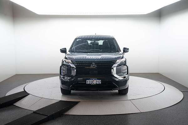 2024 Mitsubishi Outlander Black Edition ZM