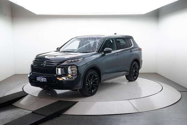 2024 Mitsubishi Outlander Black Edition ZM