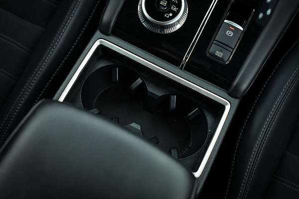 2024 Mitsubishi Outlander Black Edition ZM