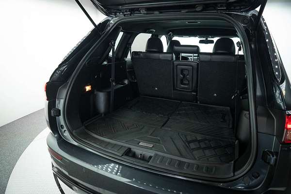 2024 Mitsubishi Outlander Black Edition ZM