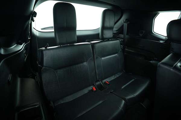 2024 Mitsubishi Outlander Black Edition ZM