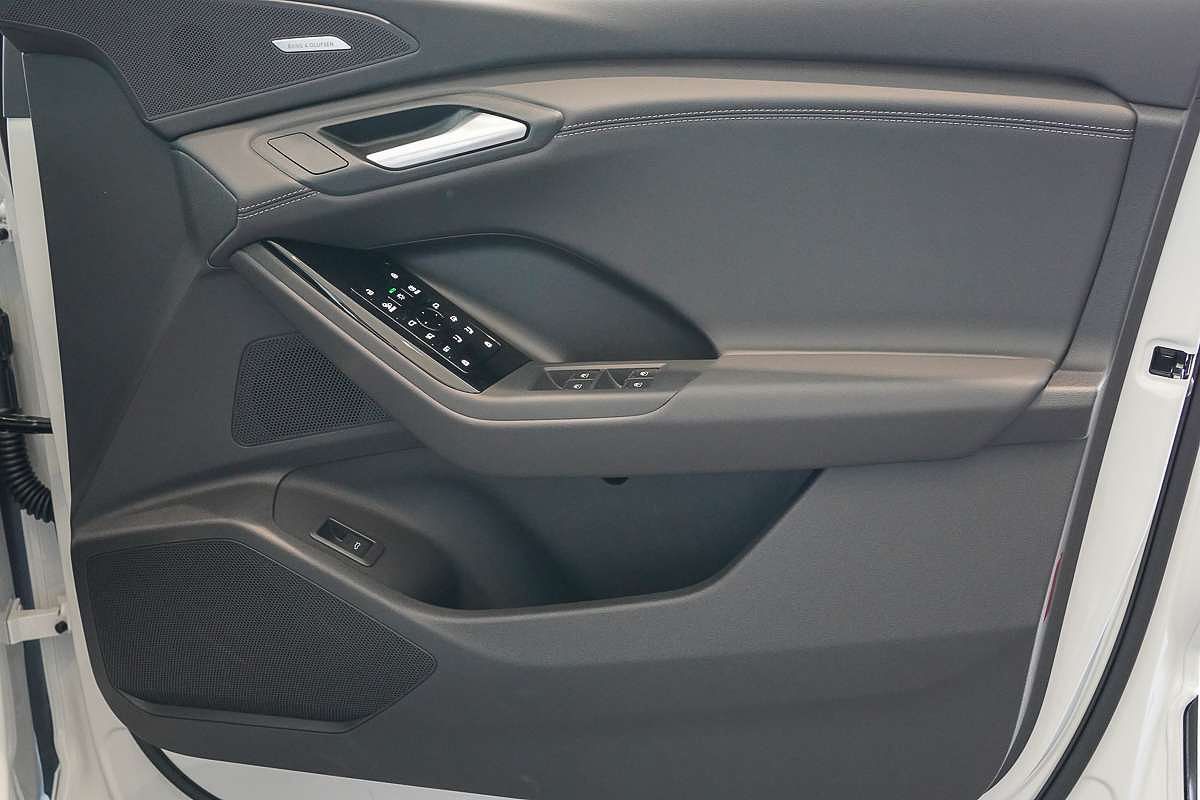 2025 Audi Q6 e-tron GF