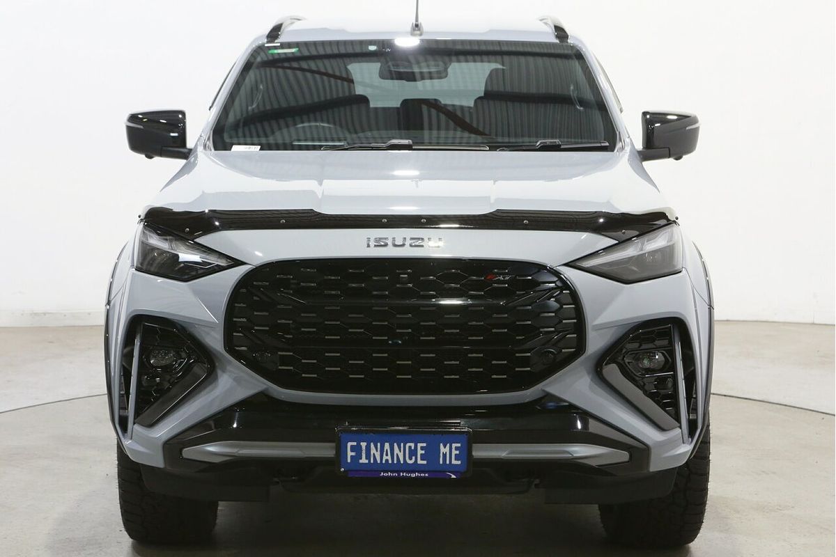 2025 Isuzu MU-X X-TERRAIN