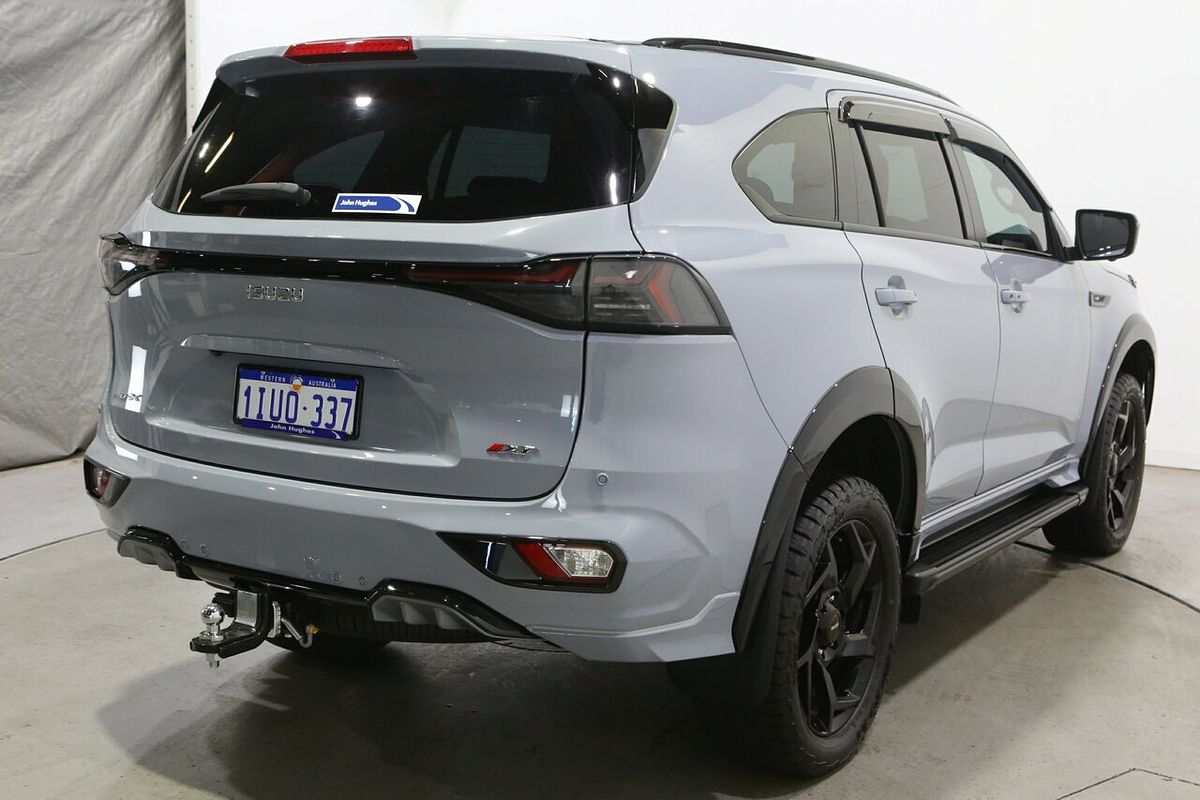 2025 Isuzu MU-X X-TERRAIN