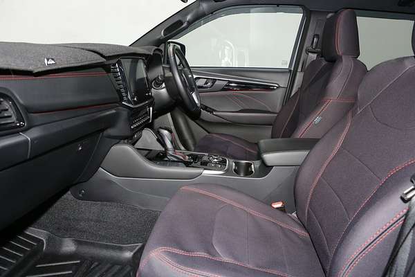 2025 Isuzu MU-X X-TERRAIN