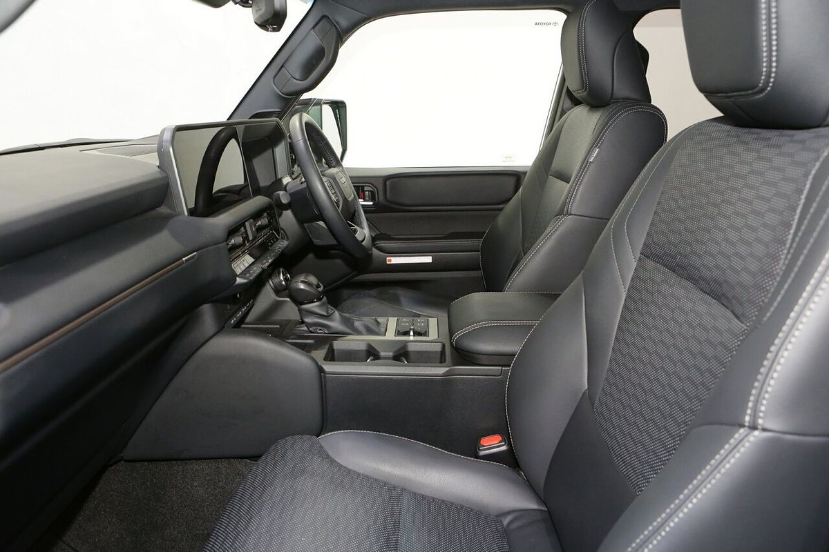 2024 Toyota Landcruiser Prado Altitude GDJ251R