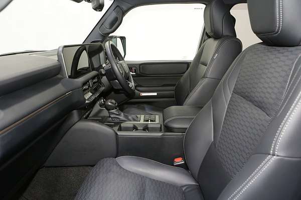 2024 Toyota Landcruiser Prado Altitude GDJ251R