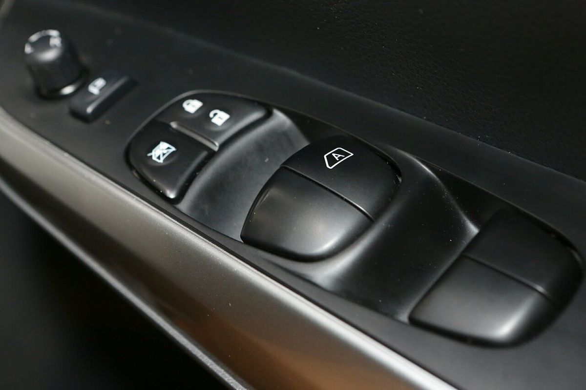 2023 Nissan Navara ST D23 Rear Wheel Drive