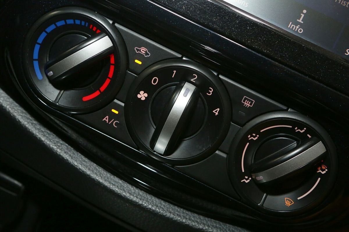 2023 Nissan Navara ST D23 Rear Wheel Drive