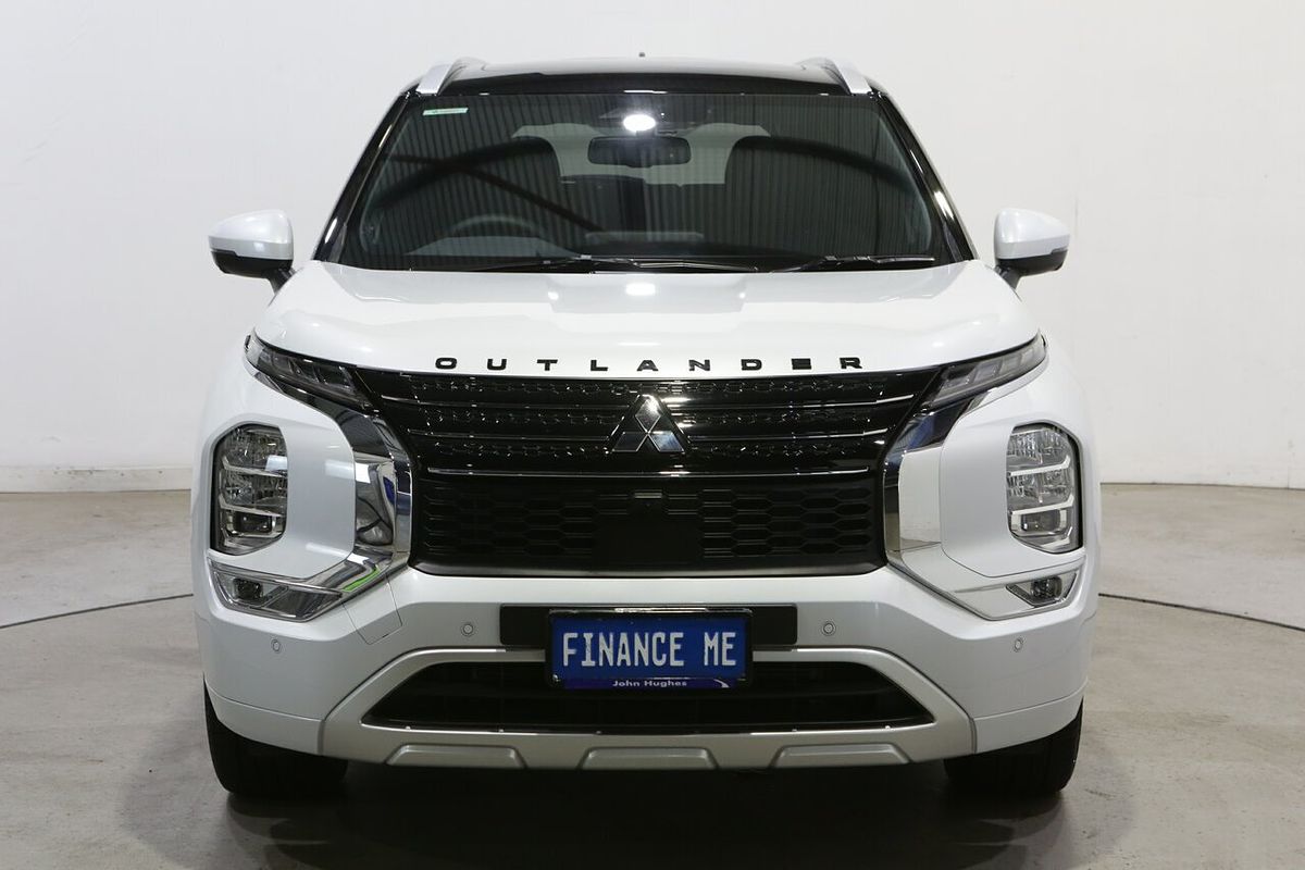 2023 Mitsubishi Outlander Exceed ZM